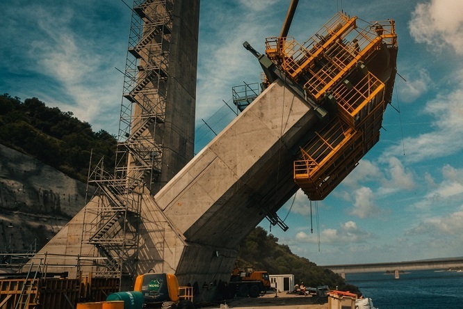 PILPERMIX - Cimientos eternos; Los concretos avanzados que sostienen la infraestructura vial - Claudio Antonio Ramírez Soto - FOTO